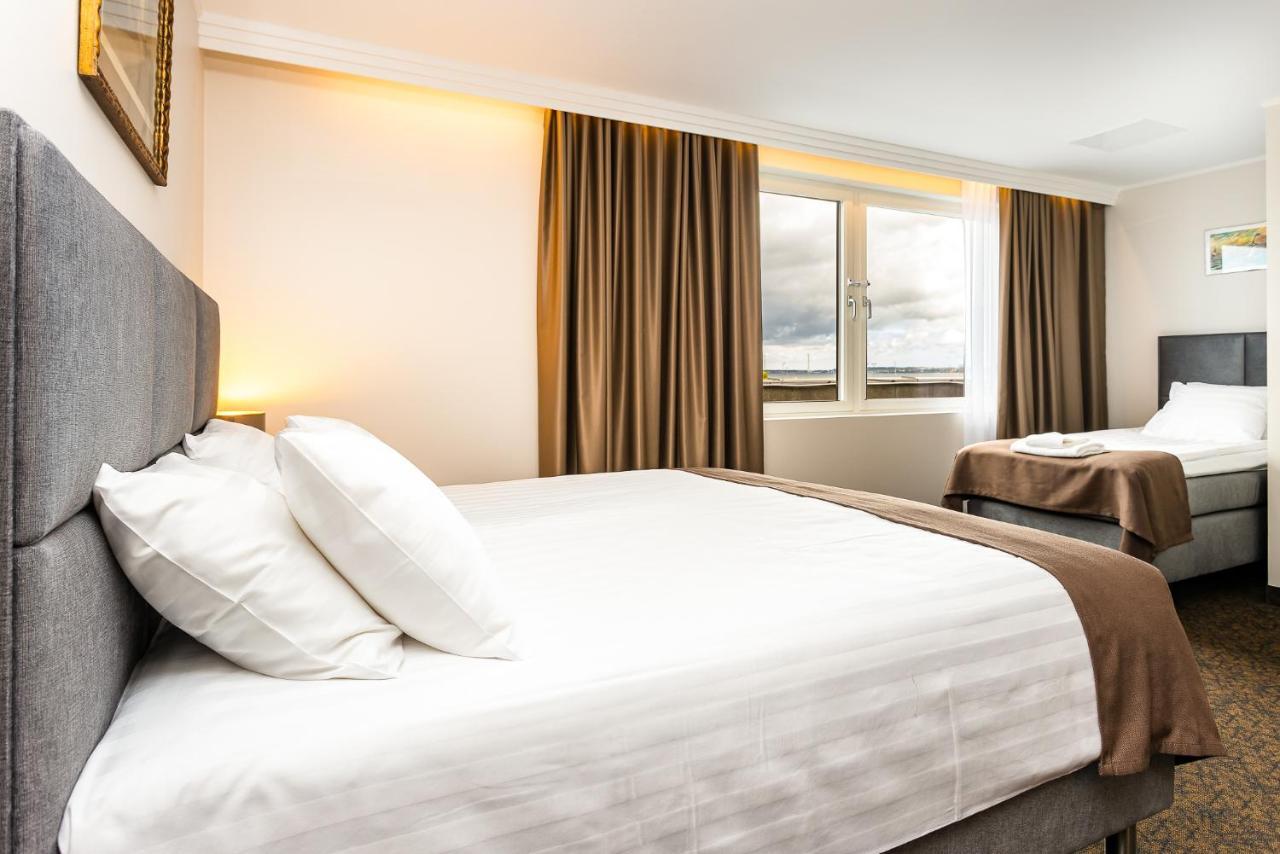 Adoryal Hotell ทาลลินน์ ภายนอก รูปภาพ