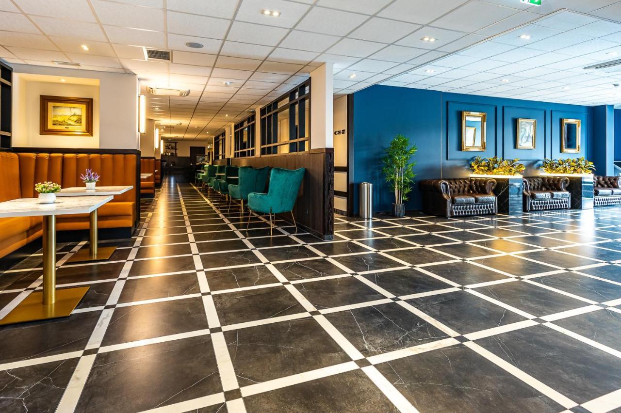 Adoryal Hotell ทาลลินน์ ภายนอก รูปภาพ
